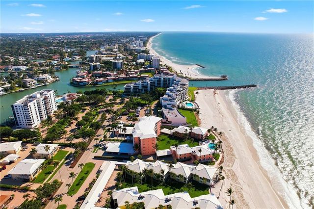 2316 Gulf Shore BLVD N # 411, Naples, FL 34103