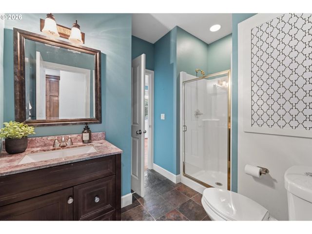 5308 SOUTHWOOD Dr, Lake Oswego, OR 97035