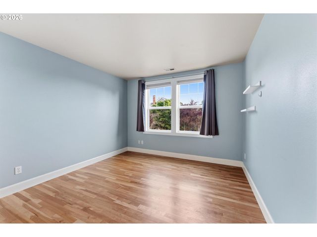 5308 SOUTHWOOD Dr, Lake Oswego, OR 97035