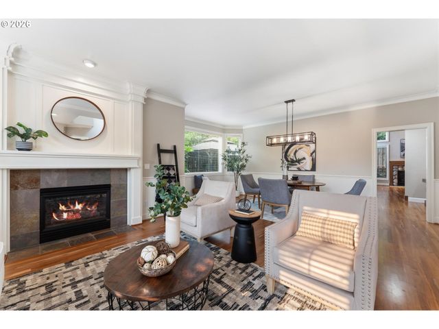 5308 SOUTHWOOD Dr, Lake Oswego, OR 97035