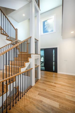 133 W Mombasha Road, Monroe, NY 10950