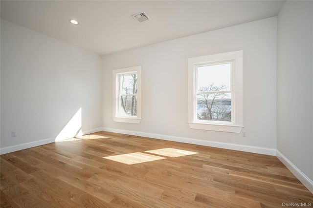 133 W Mombasha Road, Monroe, NY 10950