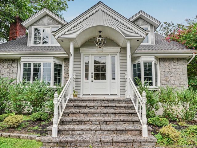 67 Heatherdell Road, Ardsley, NY 10502
