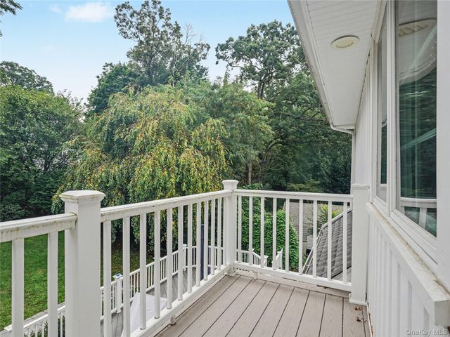 67 Heatherdell Road, Ardsley, NY 10502