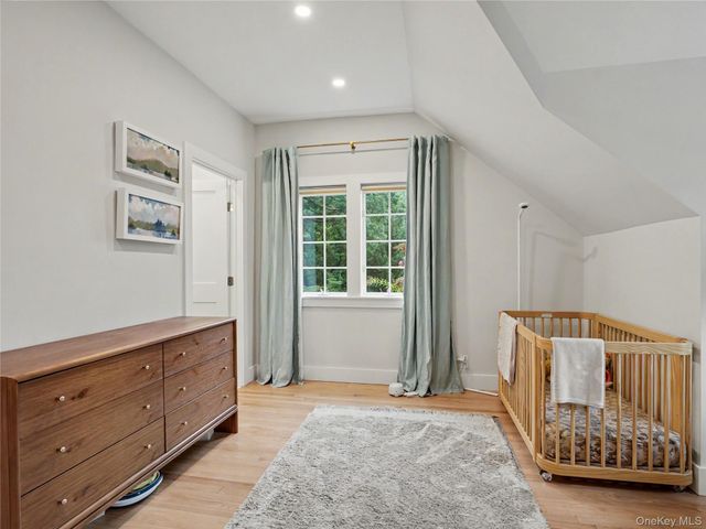 67 Heatherdell Road, Ardsley, NY 10502