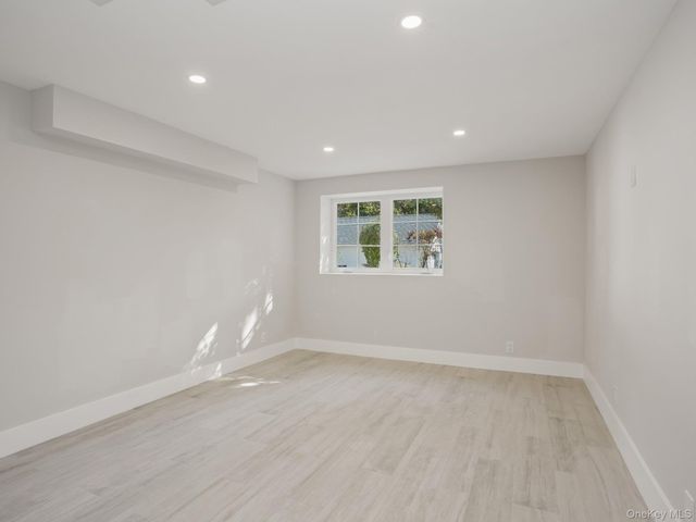 67 Heatherdell Road, Ardsley, NY 10502