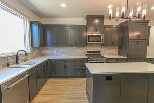 800 Edwards Blvd, Big Spring, TX 79720