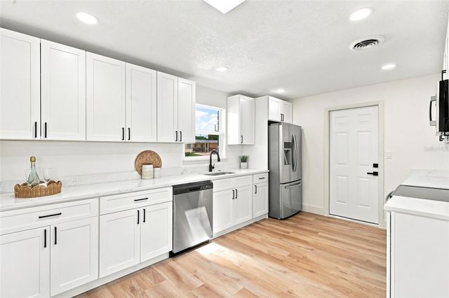 2542 W CORAL WAY, Daytona Beach, FL 32118