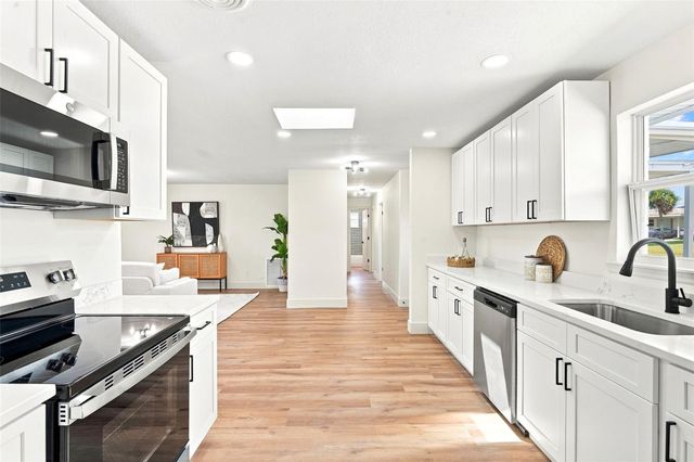2542 W CORAL WAY, Daytona Beach, FL 32118