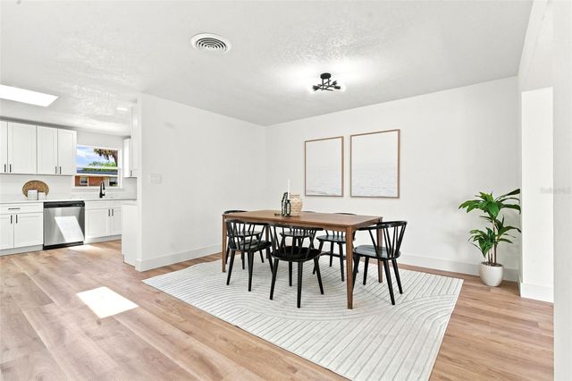 2542 W CORAL WAY, Daytona Beach, FL 32118
