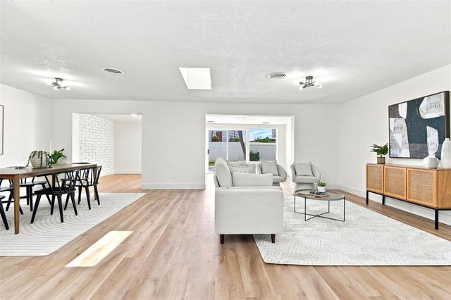 2542 W CORAL WAY, Daytona Beach, FL 32118