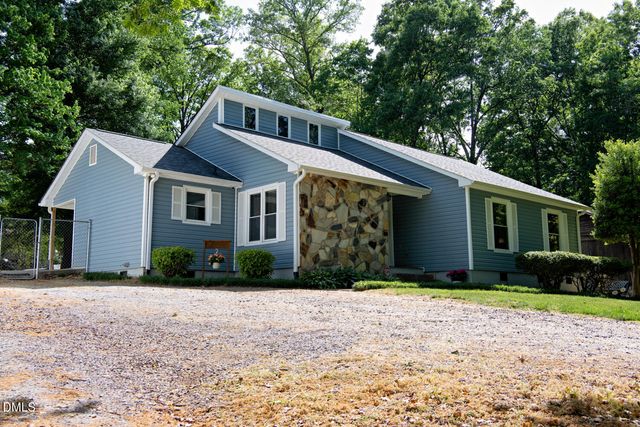 134 Longview Road, Madison, NC 27025