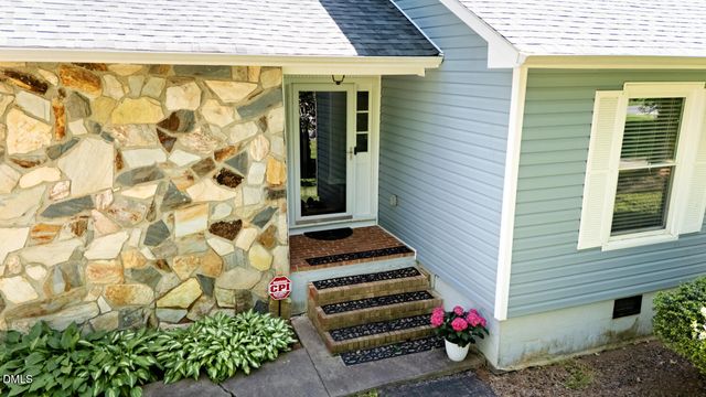 134 Longview Road, Madison, NC 27025