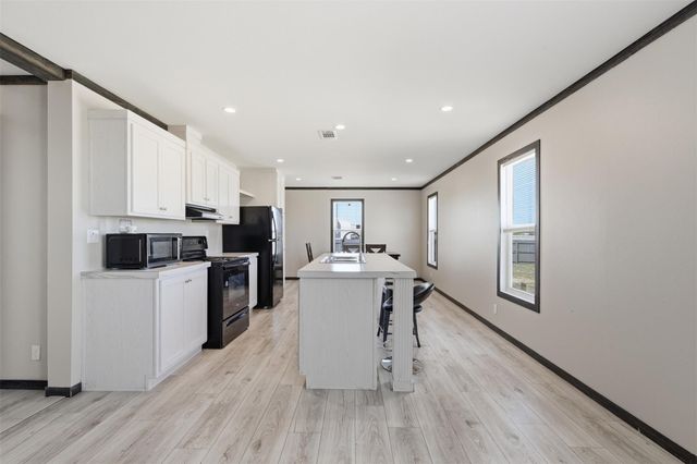 246 San Fernando RD, Kyle, TX 78640