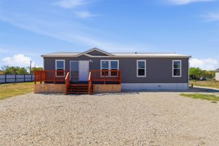 246 San Fernando RD, Kyle, TX 78640