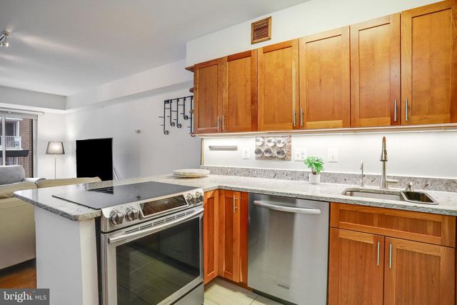 520 N ST SW #S226, Washington, DC 20024