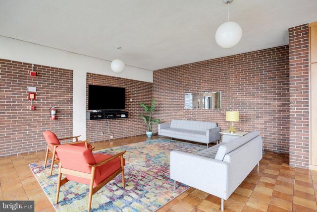 520 N ST SW #S226, Washington, DC 20024