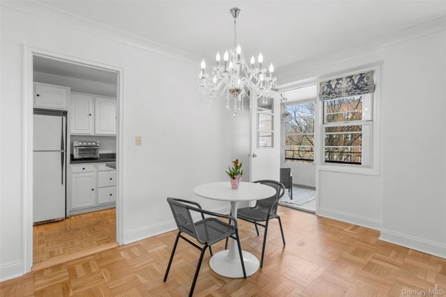 3 Washington Square 4D, Larchmont, NY 10538