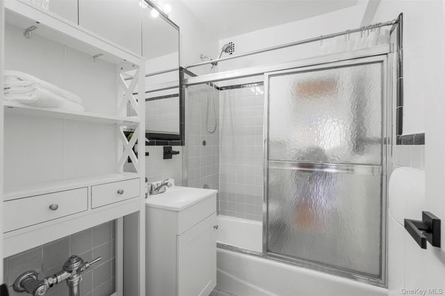 3 Washington Square 4D, Larchmont, NY 10538