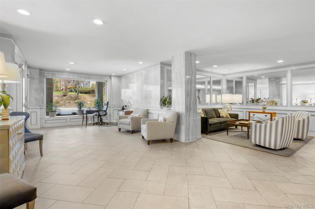 3 Washington Square 4D, Larchmont, NY 10538