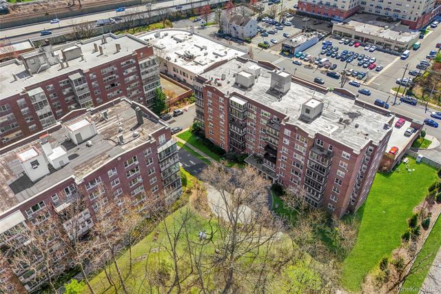 3 Washington Square 4D, Larchmont, NY 10538