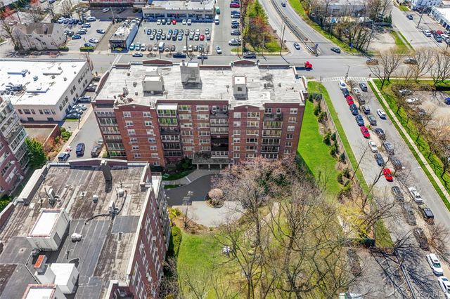 3 Washington Square 4D, Larchmont, NY 10538
