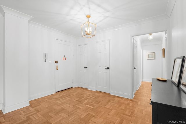 3 Washington Square 4D, Larchmont, NY 10538