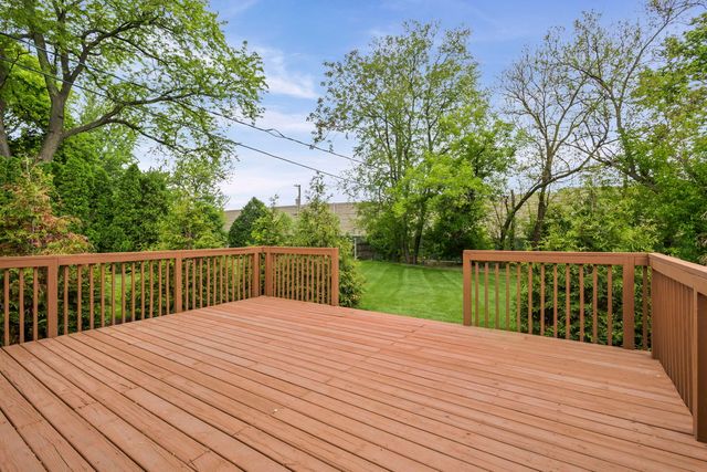 29 Springlake Avenue, Hinsdale, IL 60521