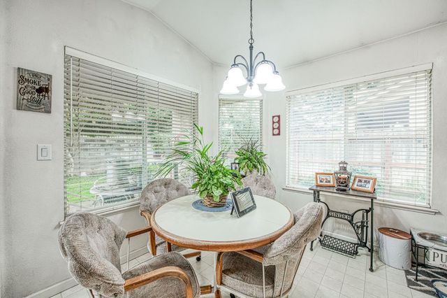 4996 W Decatur Avenue, Fresno, CA 93722