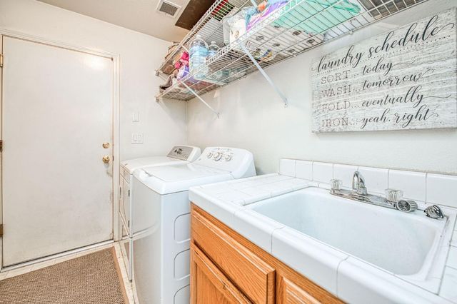 4996 W Decatur Avenue, Fresno, CA 93722