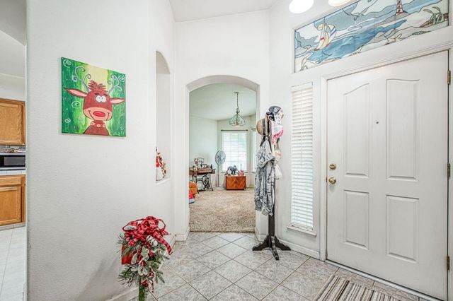 4996 W Decatur Avenue, Fresno, CA 93722