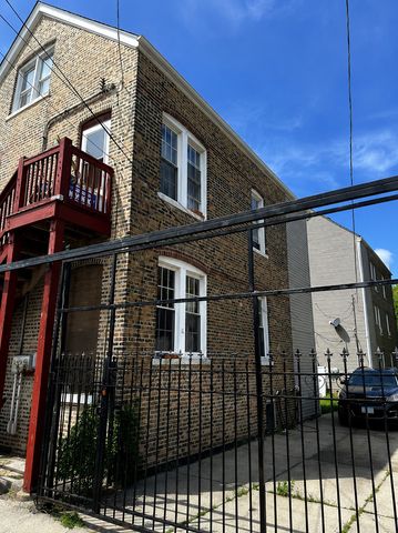 2853 W 40th Street, Chicago, IL 60632