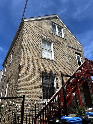2853 W 40th Street, Chicago, IL 60632