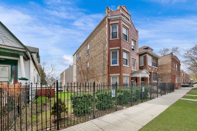 2853 W 40th Street, Chicago, IL 60632