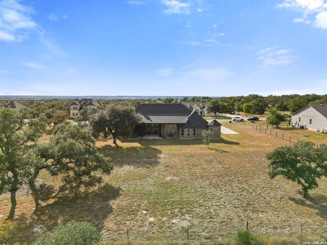 451 Stone Loop, Castroville, TX 78009