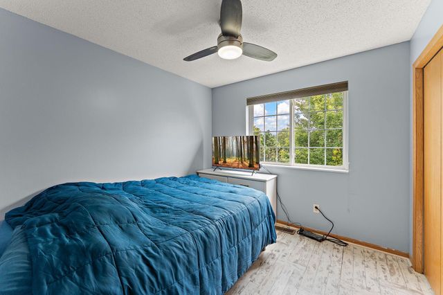 14549 Lockslie Trail, Savage, MN 55378