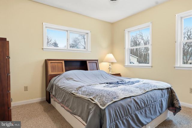 745 CRAGMOOR RD, York Haven, PA 17370