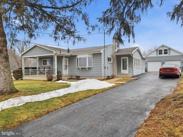 745 CRAGMOOR RD, York Haven, PA 17370