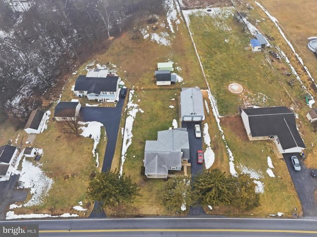 745 CRAGMOOR RD, York Haven, PA 17370