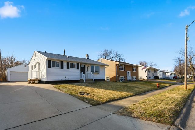 3443 3rd Street B Street, East Moline, IL 61244