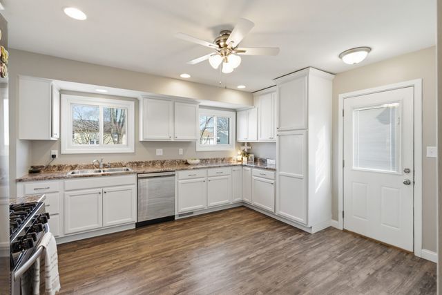 3443 3rd Street B Street, East Moline, IL 61244