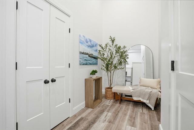 10 Water Street 3, Plymouth, MA 02360