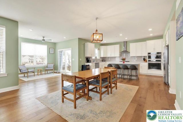 1076 Mariwill Drive, Bucks, PA 18951