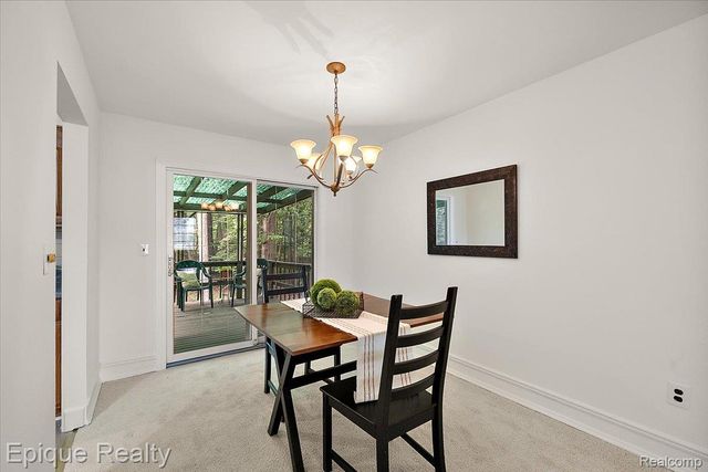 25154 Westmoreland Drive, Farmington Hills, MI 48336