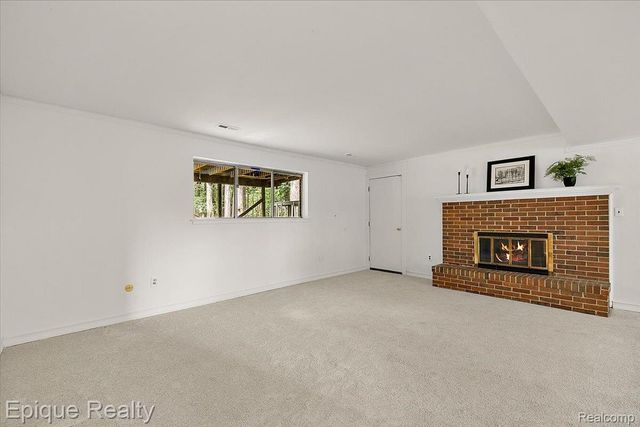 25154 Westmoreland Drive, Farmington Hills, MI 48336