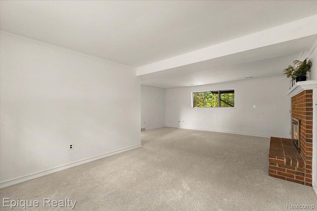 25154 Westmoreland Drive, Farmington Hills, MI 48336