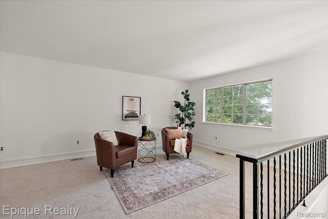25154 Westmoreland Drive, Farmington Hills, MI 48336