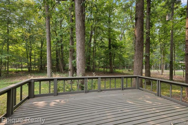 25154 Westmoreland Drive, Farmington Hills, MI 48336