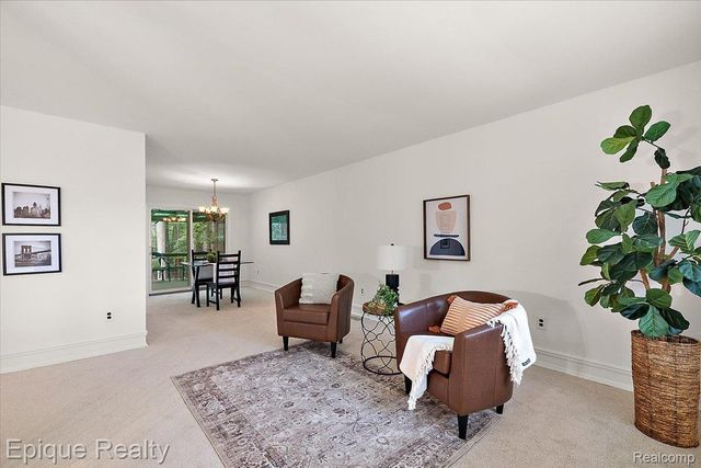 25154 Westmoreland Drive, Farmington Hills, MI 48336