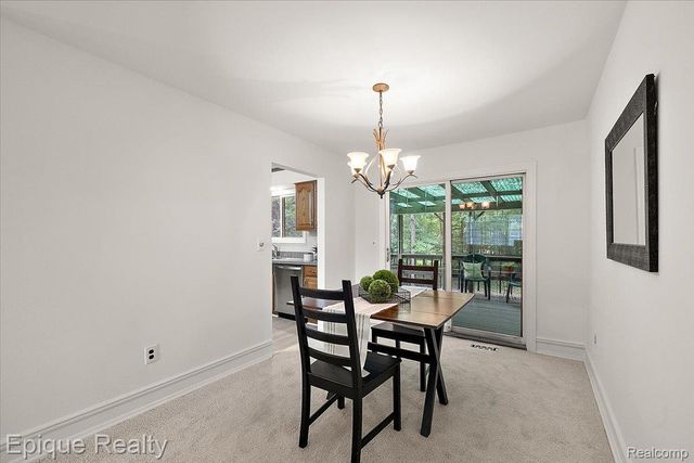 25154 Westmoreland Drive, Farmington Hills, MI 48336
